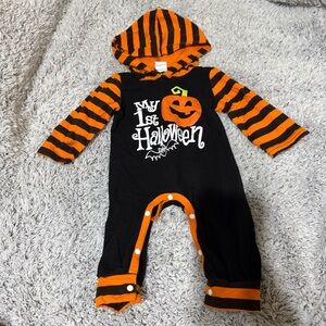 My First Halloween Outfit / Onesies for baby